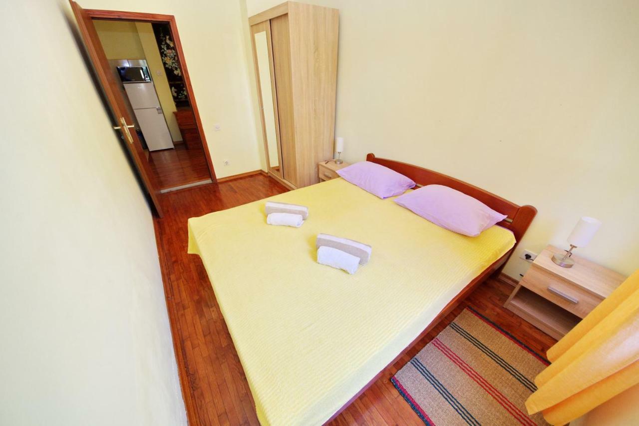Apartments Eduard Vrsi Ngoại thất bức ảnh