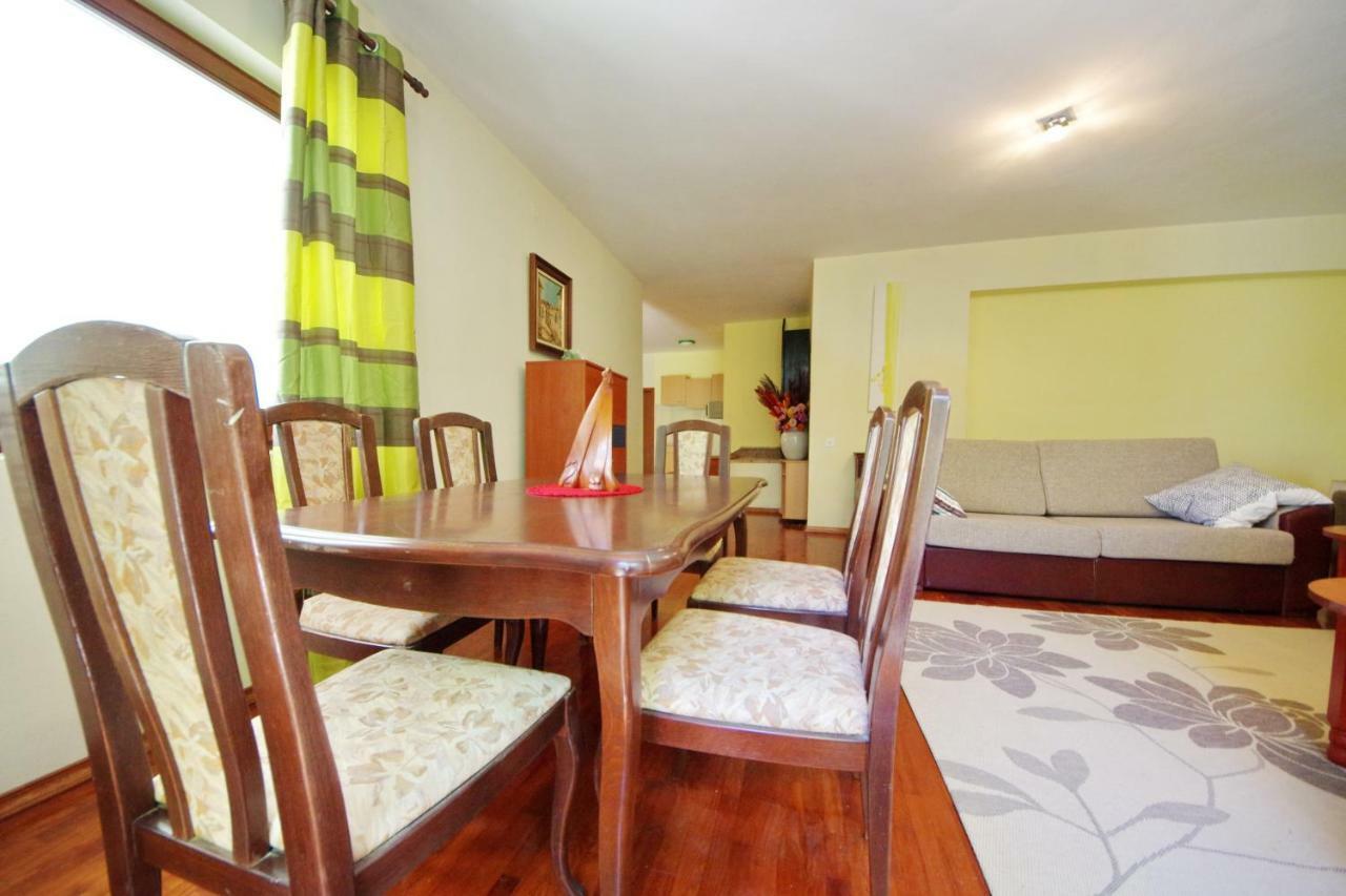 Apartments Eduard Vrsi Ngoại thất bức ảnh