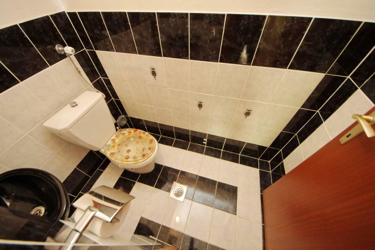 Apartments Eduard Vrsi Ngoại thất bức ảnh