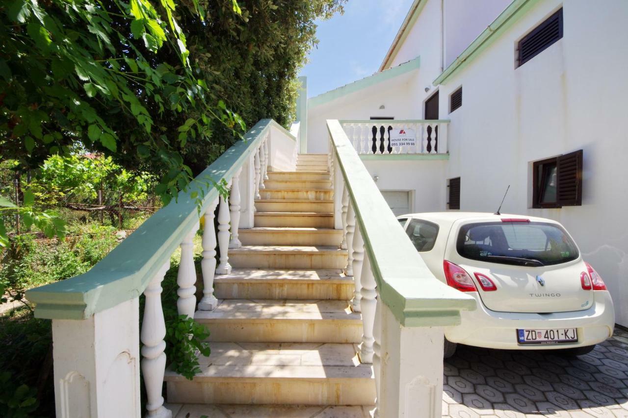 Apartments Eduard Vrsi Ngoại thất bức ảnh